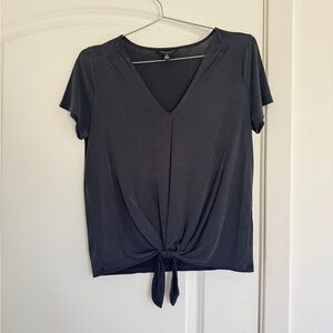 Lucky Brand Gray Short Sleeve V-Neck Top with tie